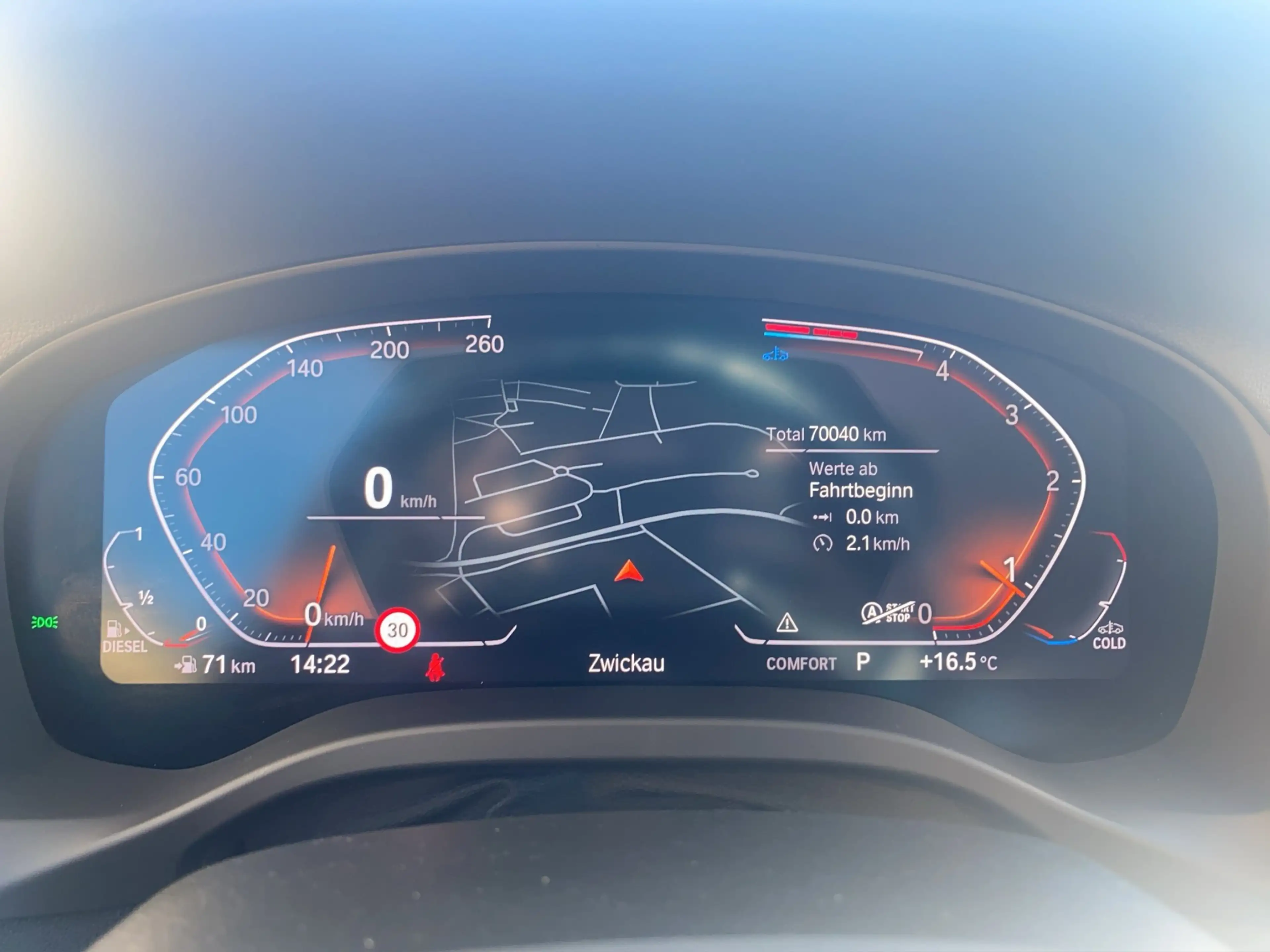 BMW X3 xDrive 20d Laser StHzg 360° AHK HiFi DAB — photo 15