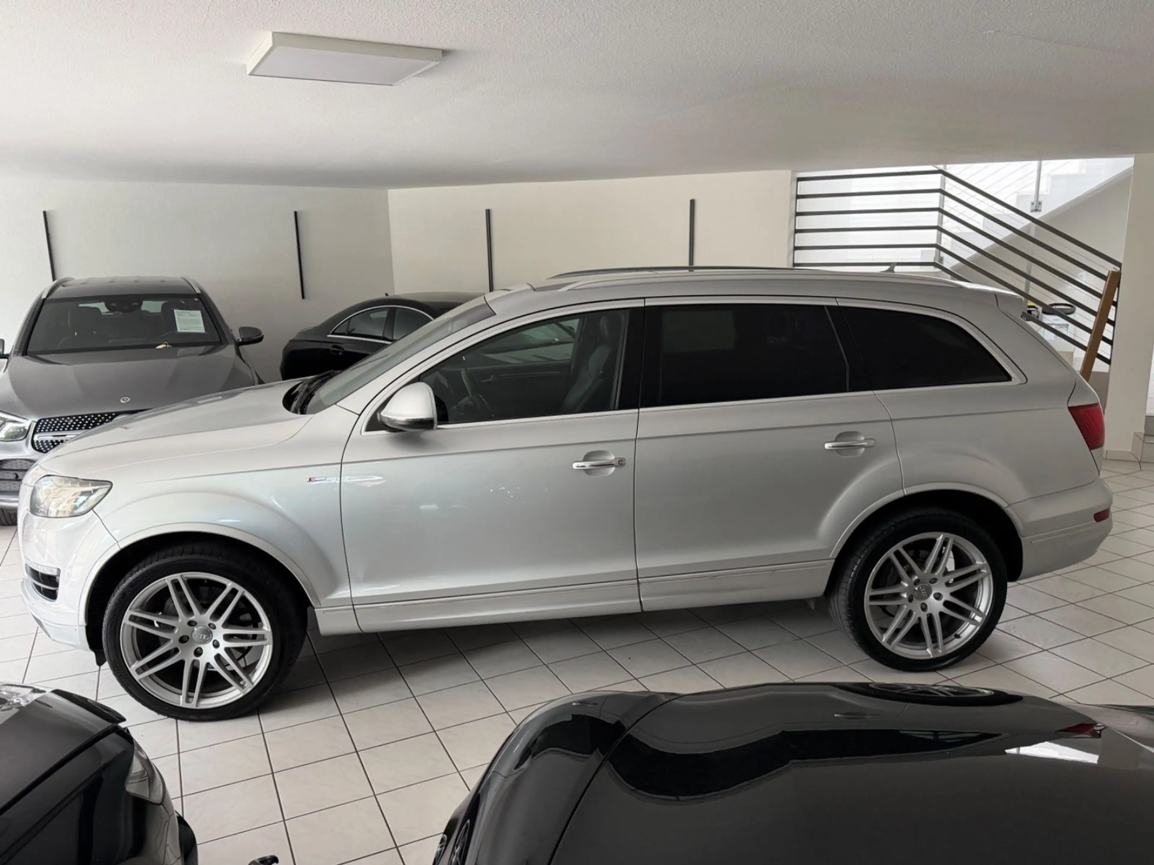 Audi Q7 3.0 TDI quattro,S-Line,Xenon,7-Sitzer,Navi,Tü — photo 4