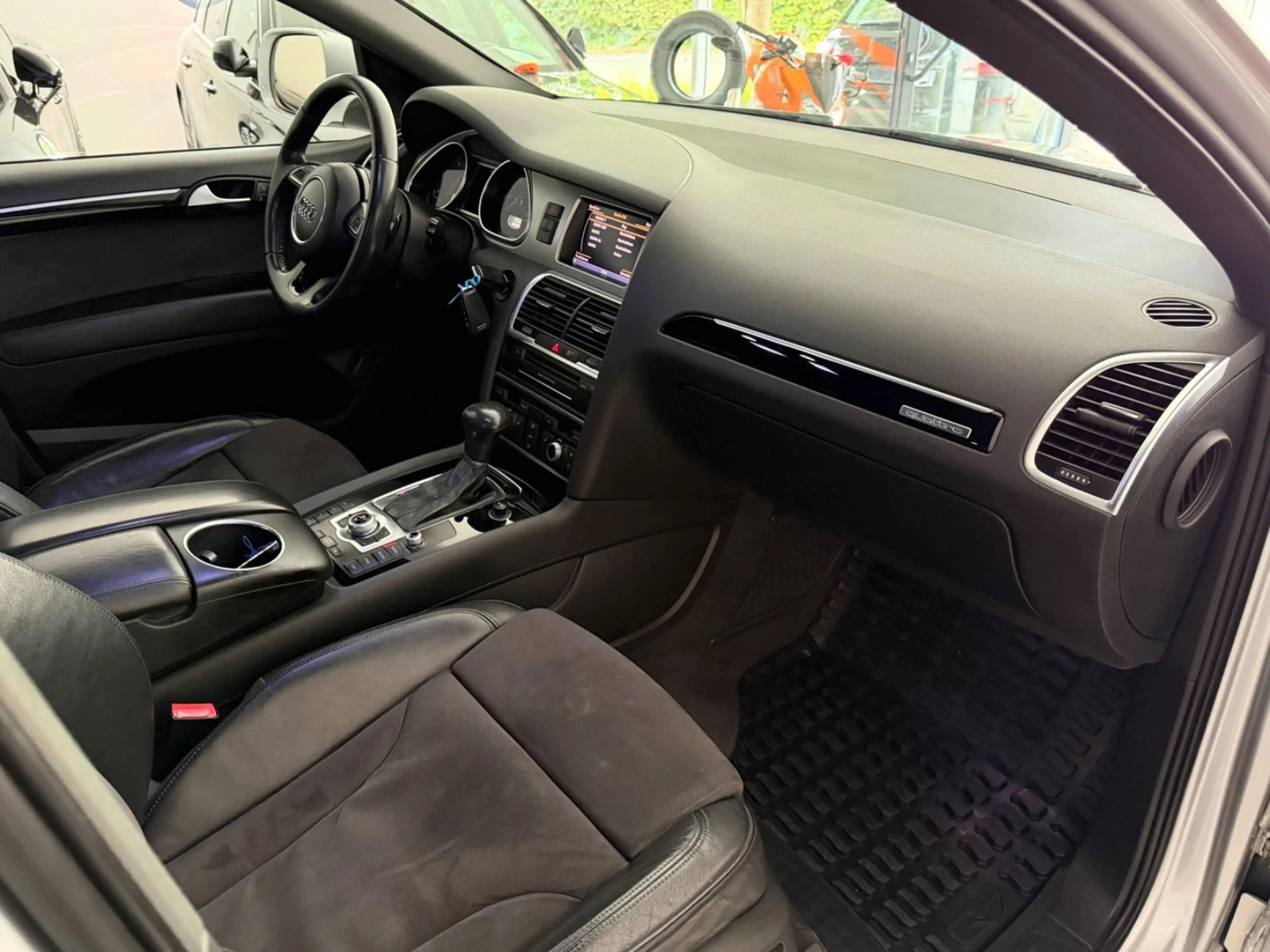 Audi Q7 3.0 TDI quattro,S-Line,Xenon,7-Sitzer,Navi,Tü — photo 12