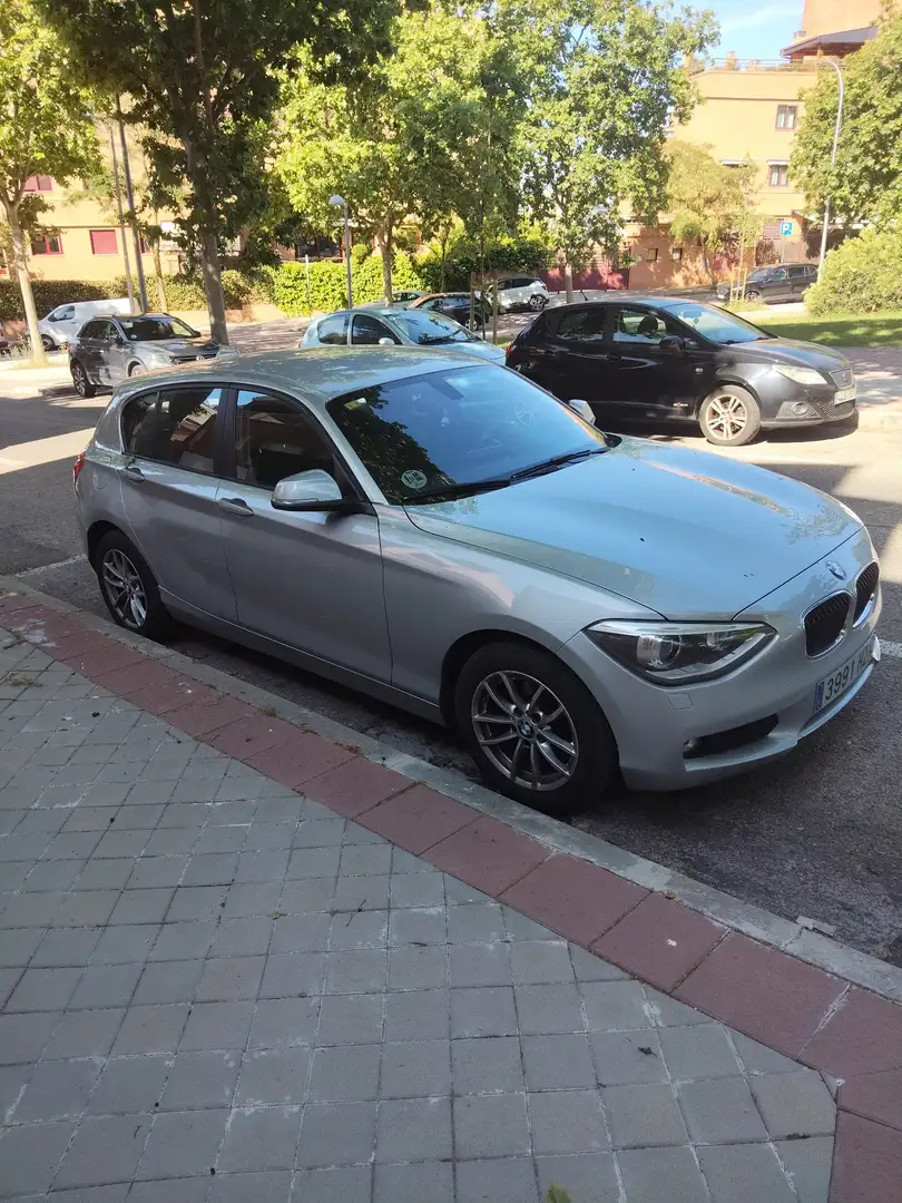 BMW 116 116d Efficient Dynamics Essential Plus Edition - 1