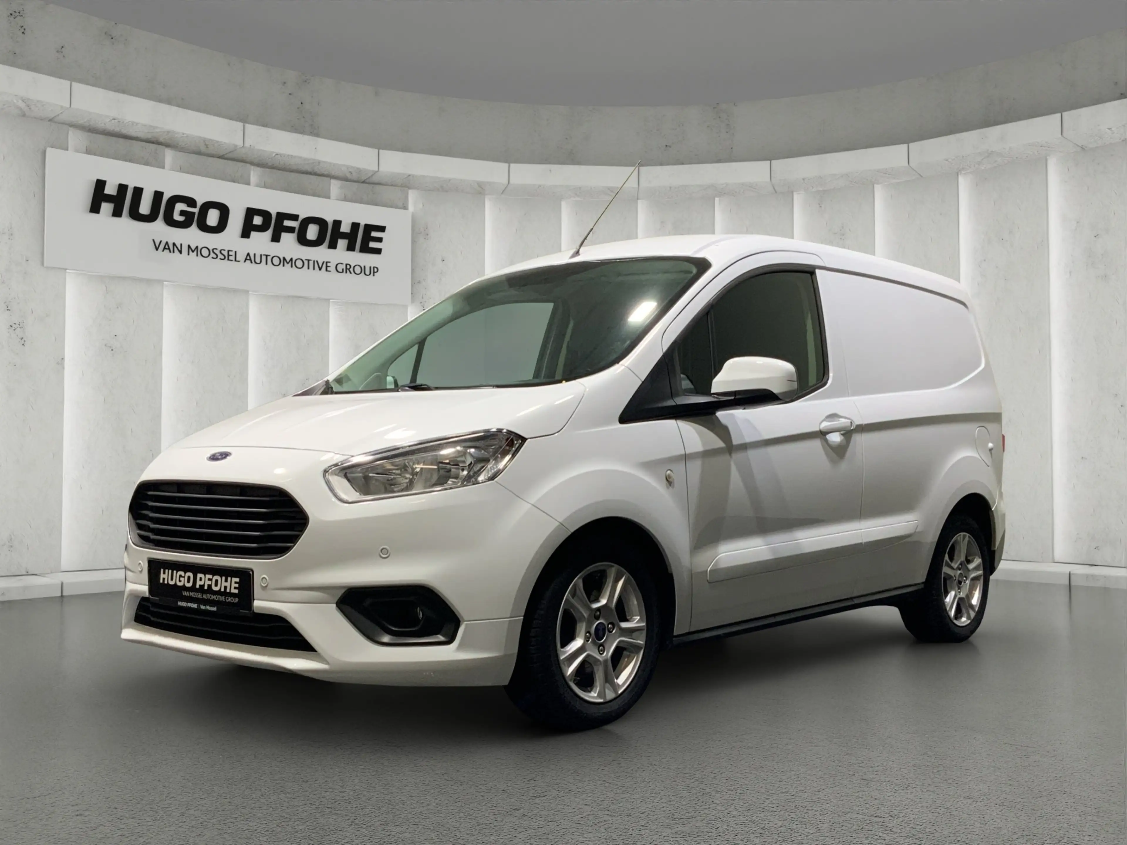 Ford Transit Courier Limited 1.5 TDCi 74kW Lieferwagen. 4-türig