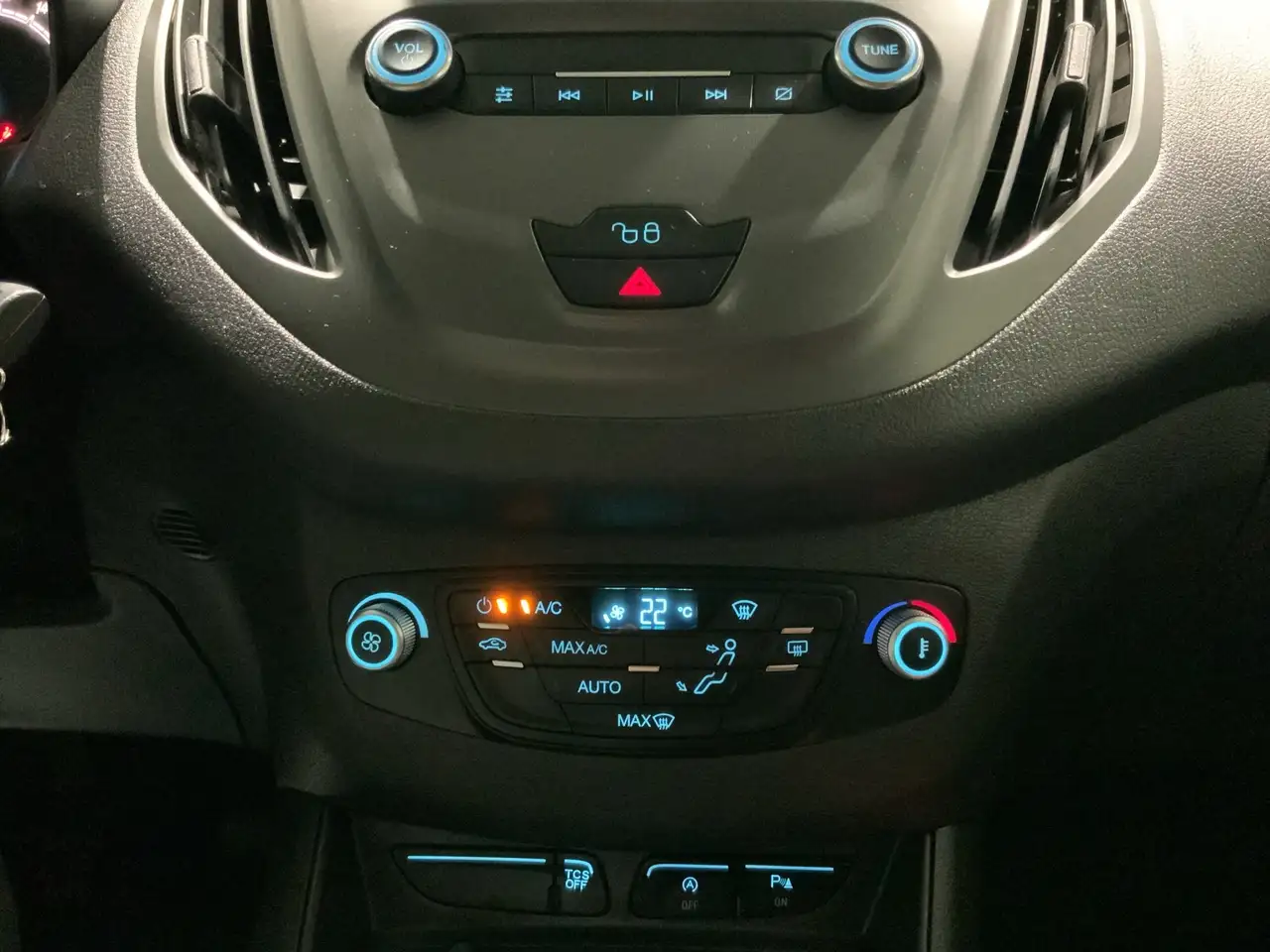 Ford Transit Limited, миниатюра 13