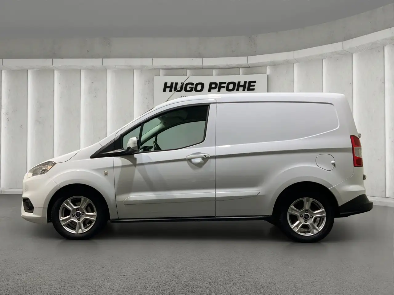 Ford Transit Limited, миниатюра 2