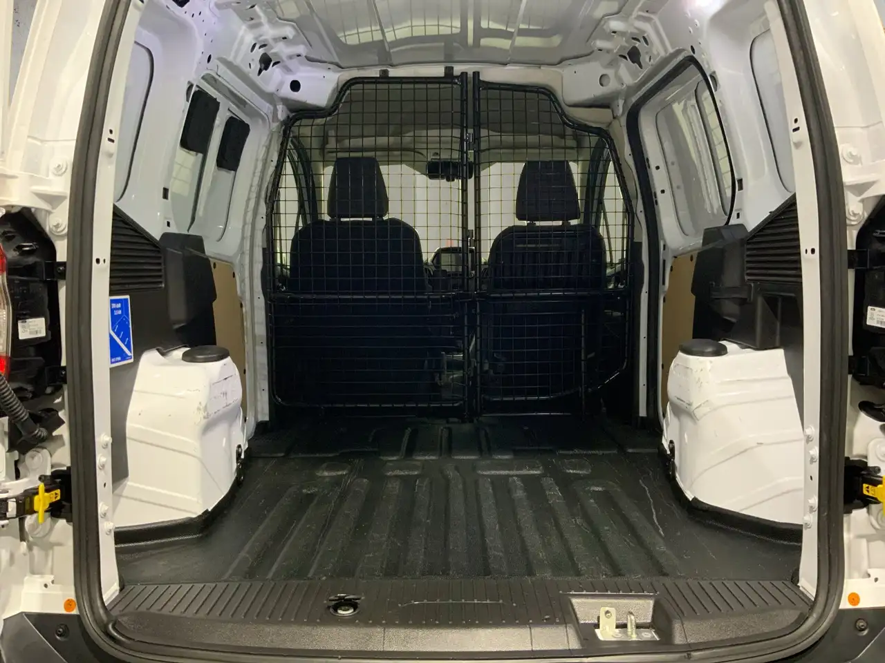 Ford Transit Limited, миниатюра 16