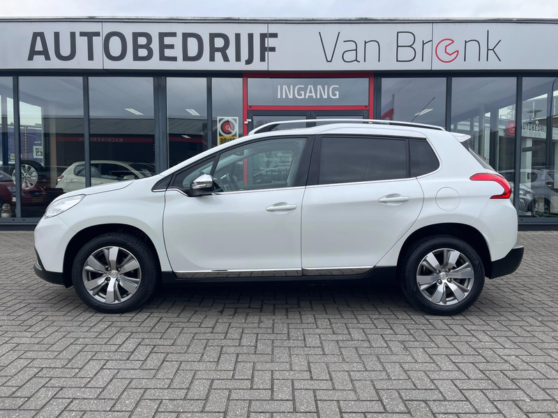 Peugeot 2008 1.2 Allure | Panodak | AUTOMAAT — photo 2