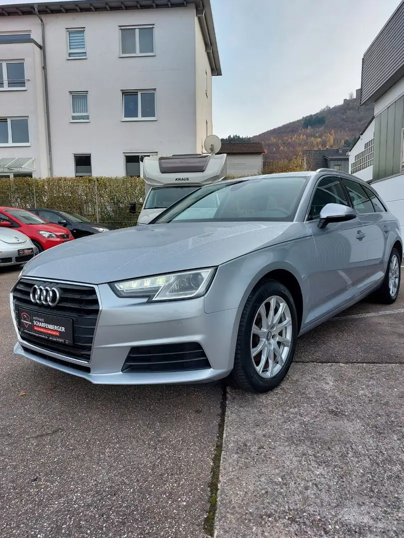 Audi A4 Avant ultra + 8fach+V.Historie+Service Neu Silber - 1