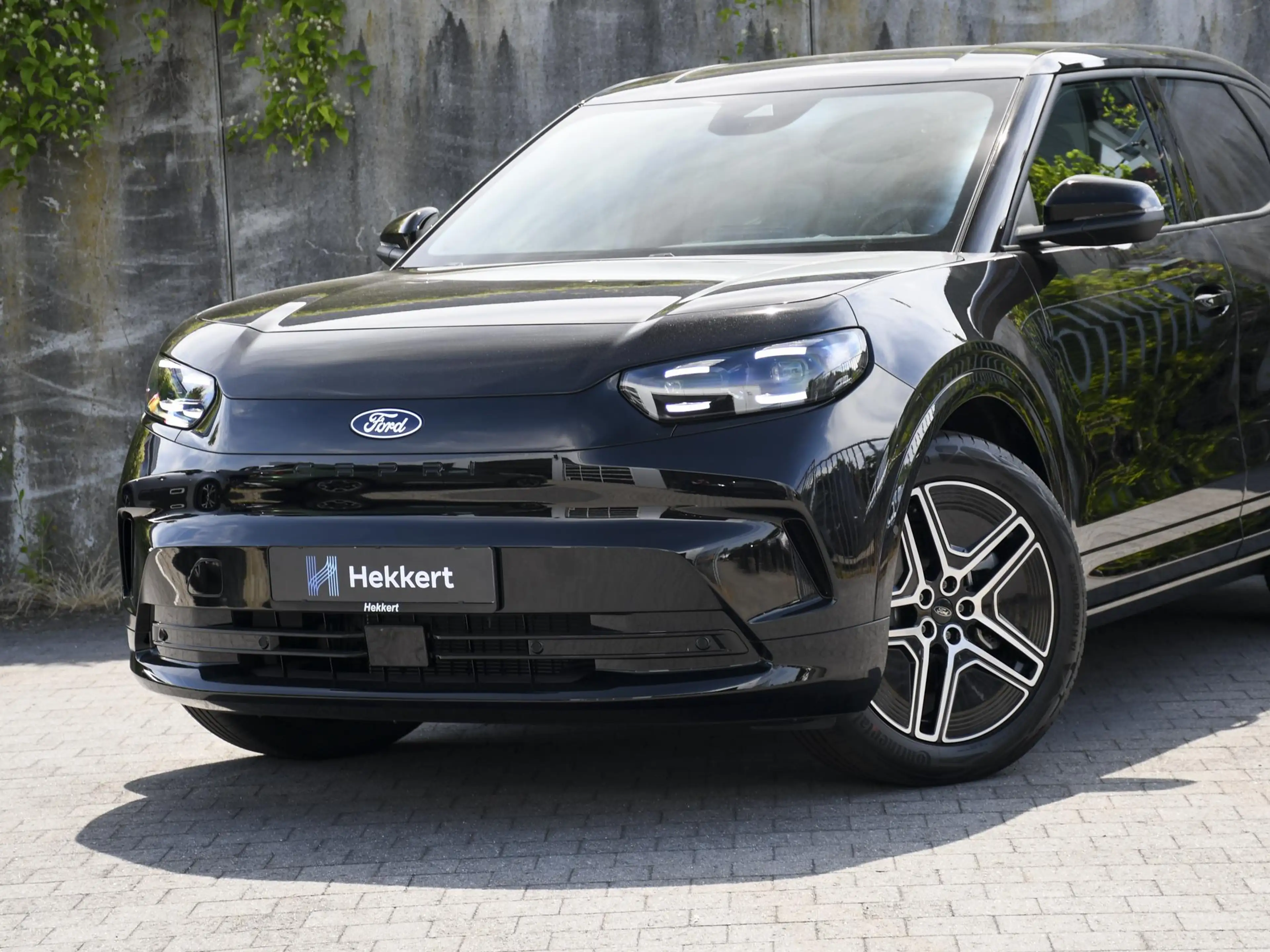 Ford Capri Premium Extended Range 79 kWh 340pk AWD Automaat 2 — photo 2