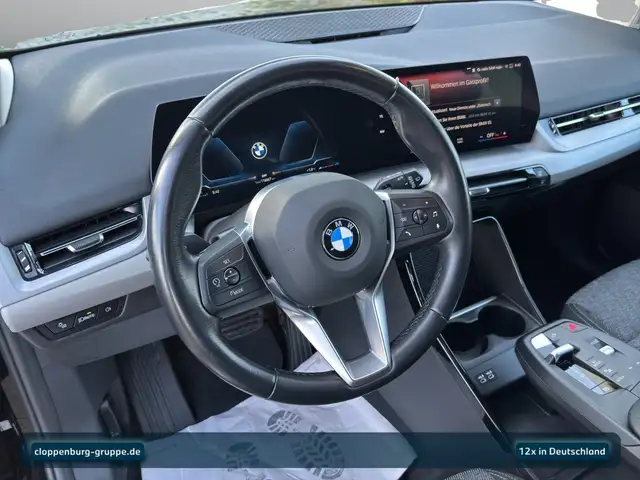 BMW 2 Series view 13
