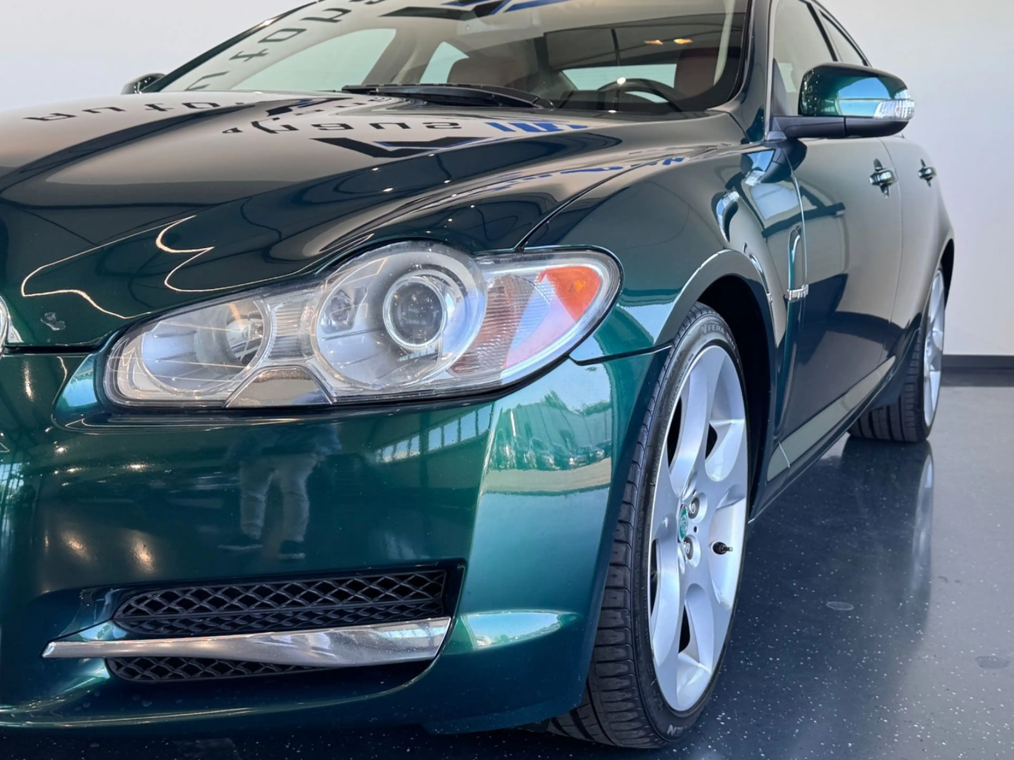 Jaguar XF 4.2 V8 Super*SPORT ABGAS*LEDER*SHZ*TOP ZUSTAN — photo 5