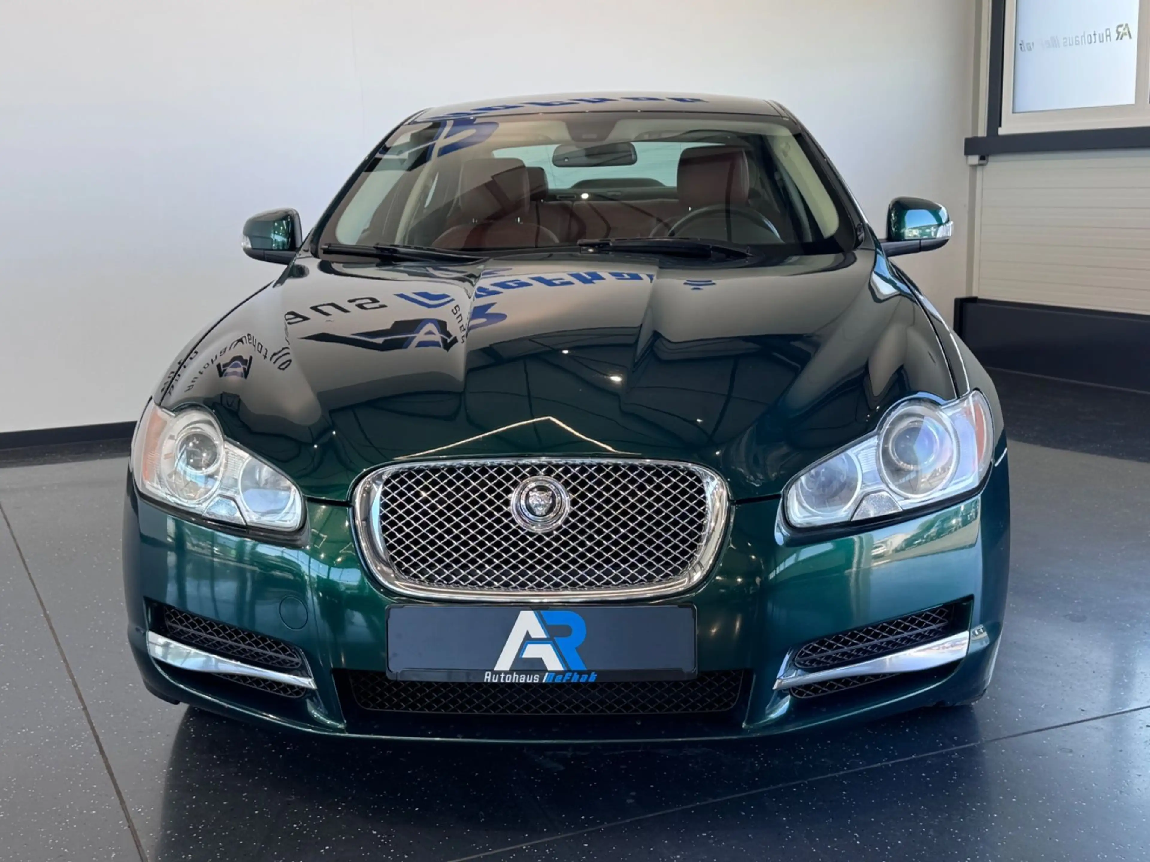 Jaguar XF 4.2 V8 Super*SPORT ABGAS*LEDER*SHZ*TOP ZUSTAN — photo 7
