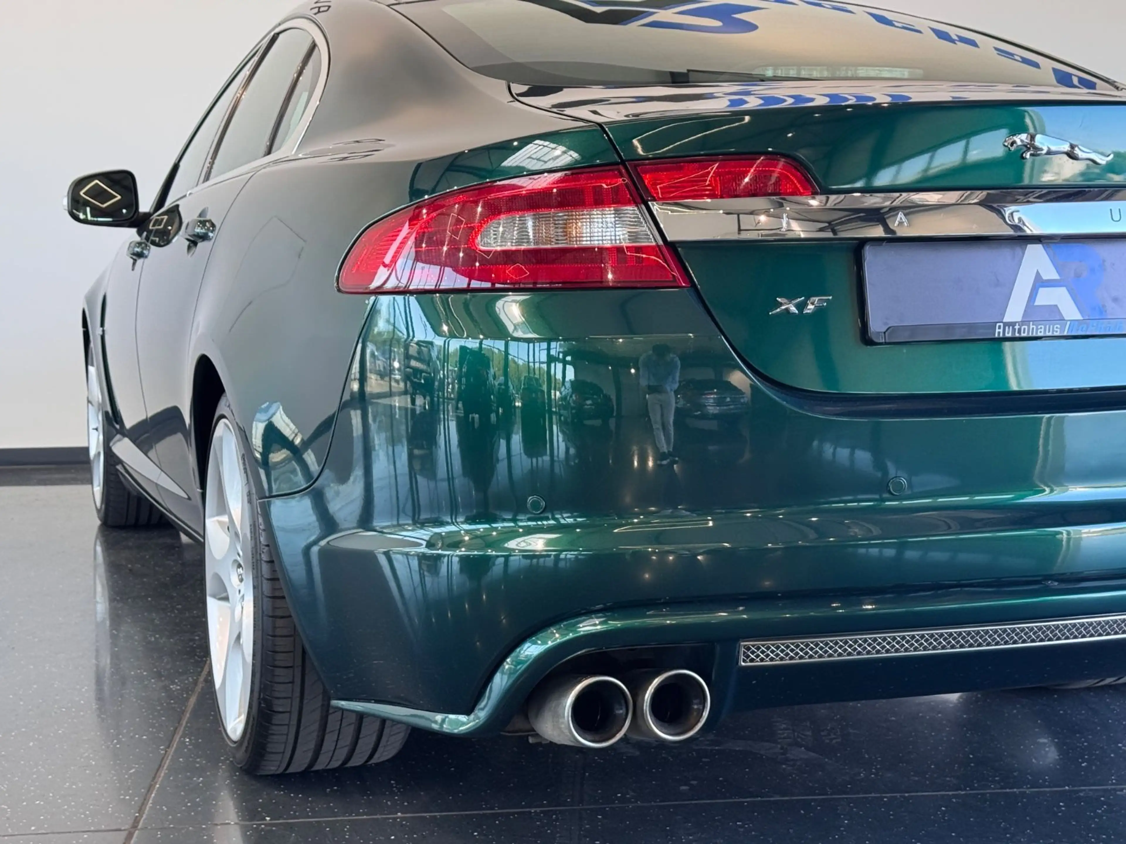 Jaguar XF 4.2 V8 Super*SPORT ABGAS*LEDER*SHZ*TOP ZUSTAN — photo 15
