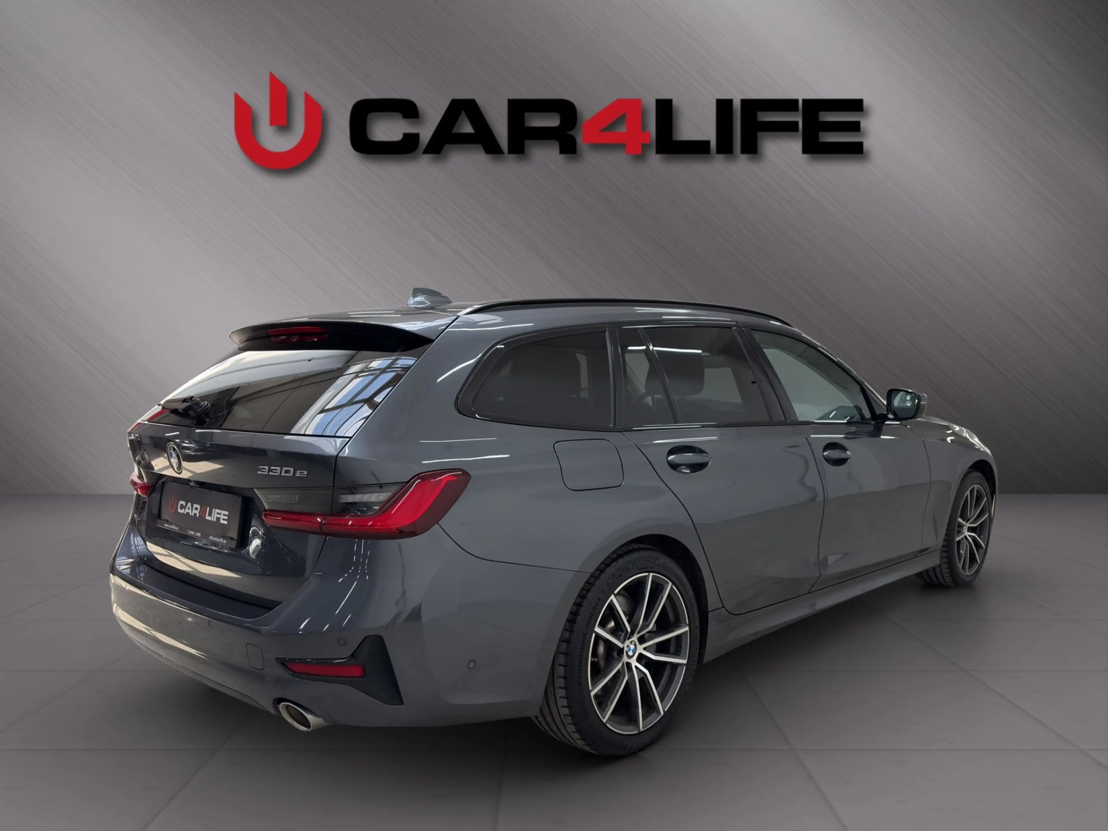 BMW 330 330e PHEV xDrive Touring Aut. Panorama*ACC*HeadUp — photo 5