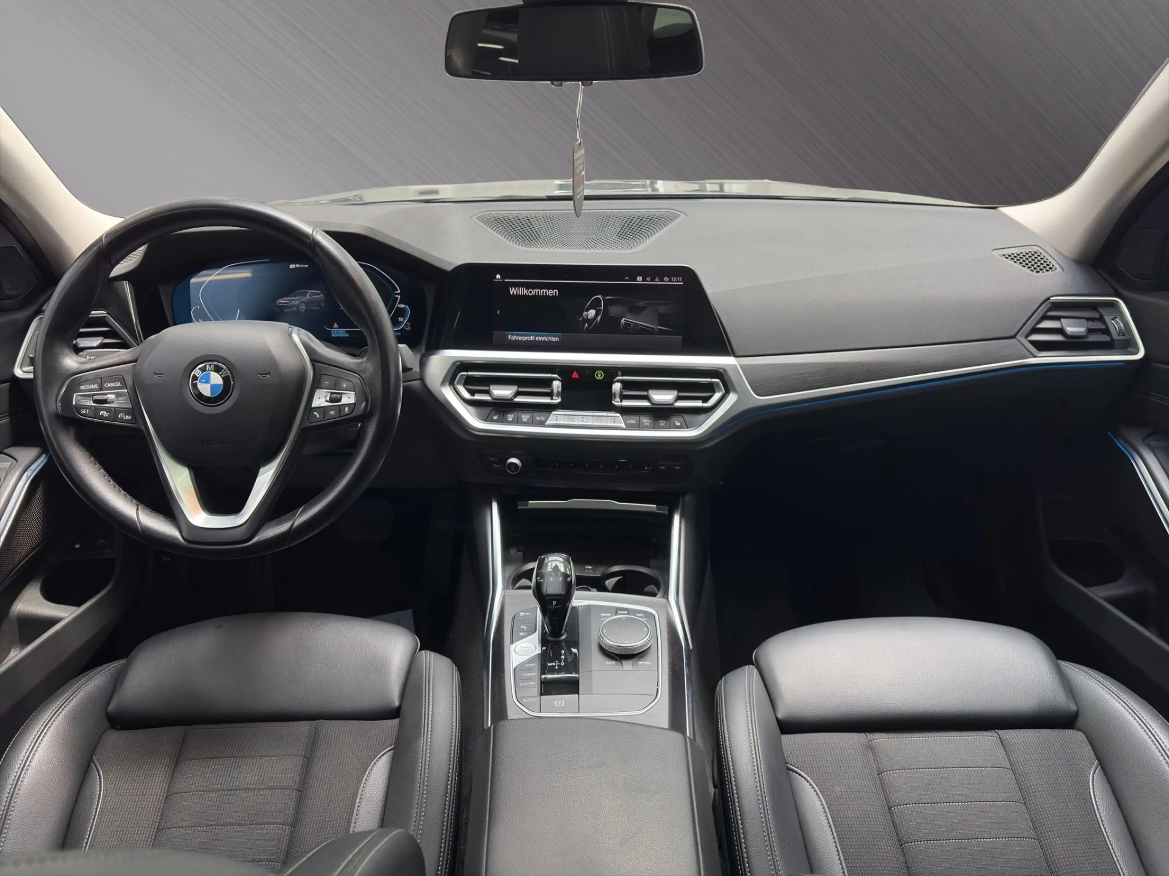 BMW 330 330e PHEV xDrive Touring Aut. Panorama*ACC*HeadUp — photo 9