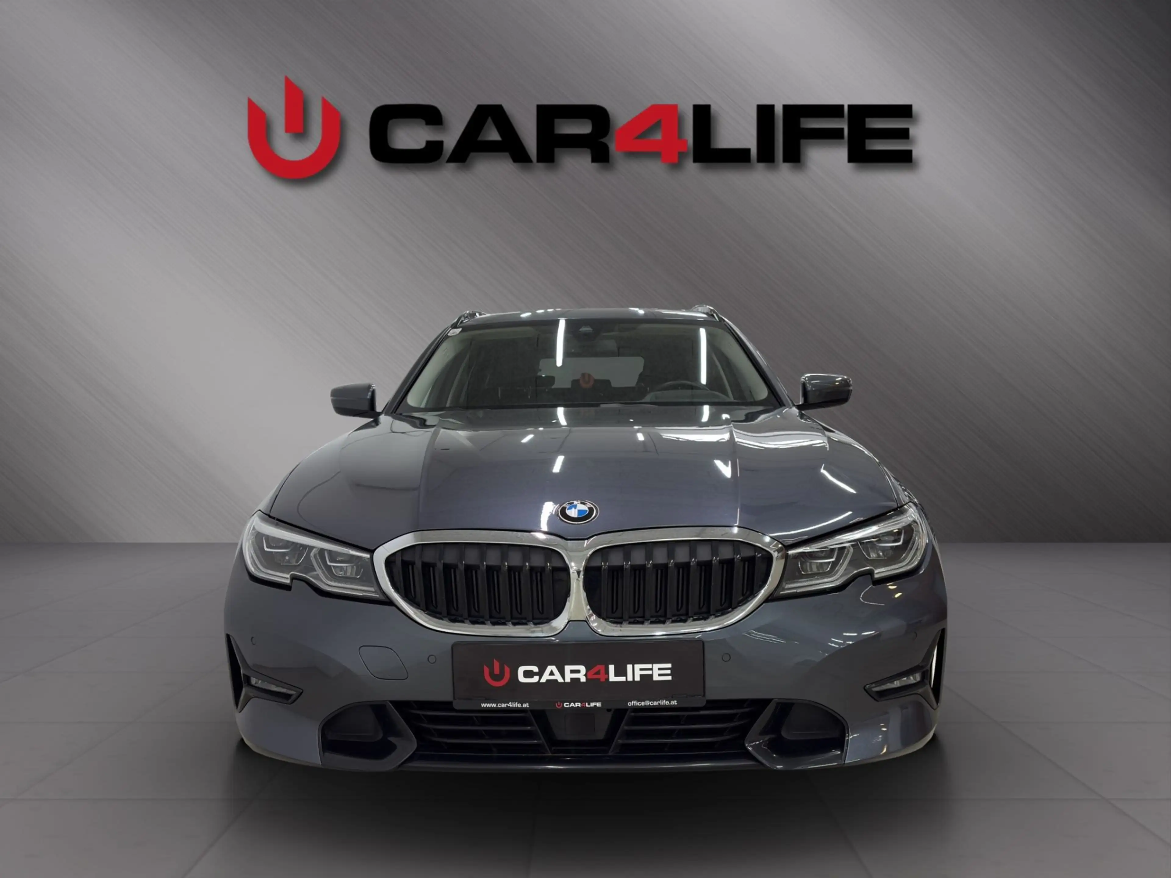 BMW 330 330e PHEV xDrive Touring Aut. Panorama*ACC*HeadUp — photo 2