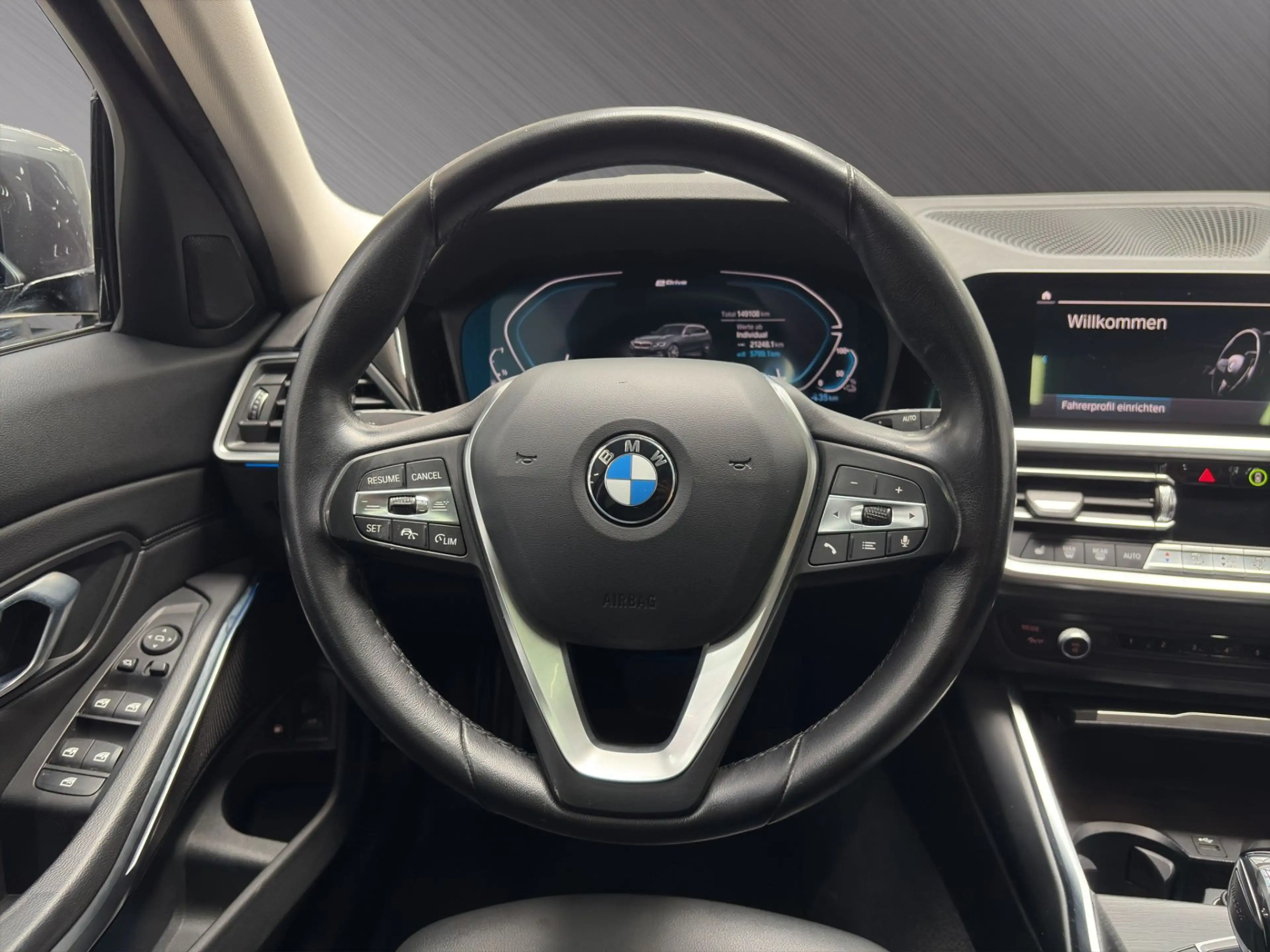 BMW 330 330e PHEV xDrive Touring Aut. Panorama*ACC*HeadUp — photo 11