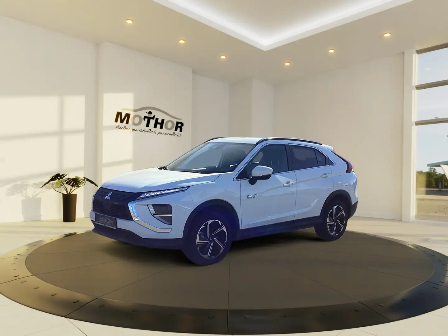 Mitsubishi Eclipse Cross 2.4  PHEV BASIS Automatik Weiß - 2