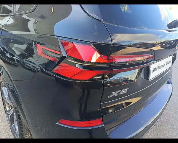 BMW X5 view 12