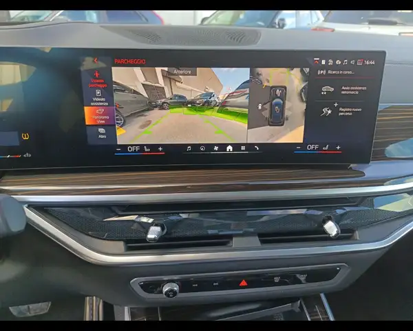BMW X5 view 15