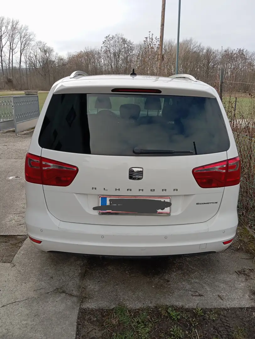 SEAT Alhambra 2.0 TDI (Ecomotive) Start & Stop DSG Weiß - 1
