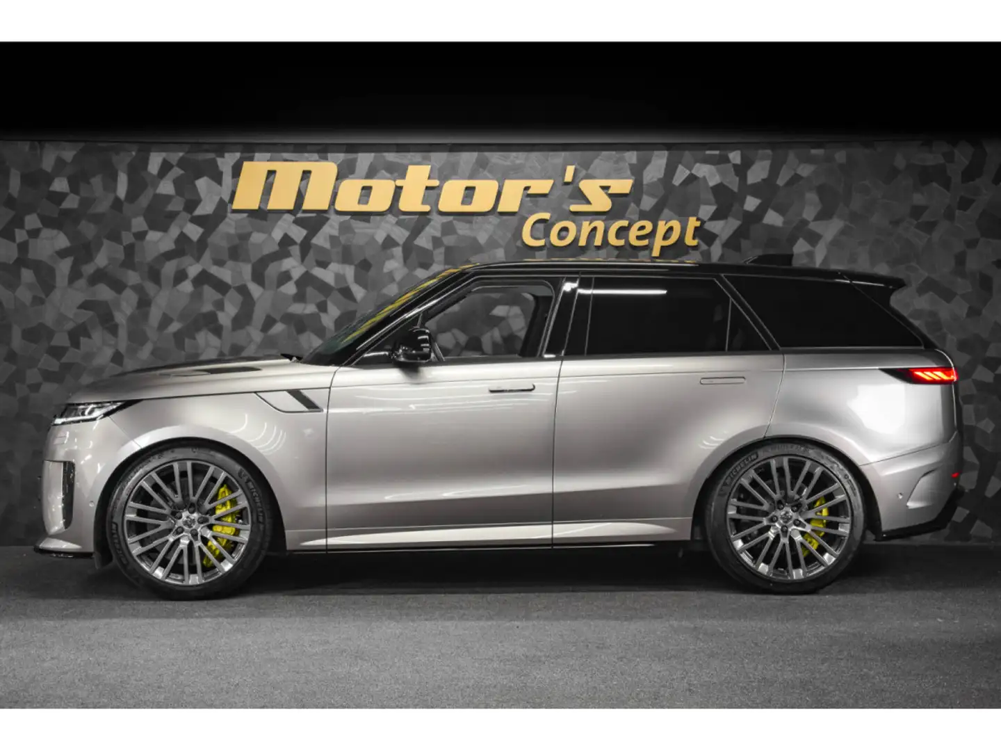 Land Rover Range Rover Sport P635 SV Edition One AWD V8 4.4L Gris - 2