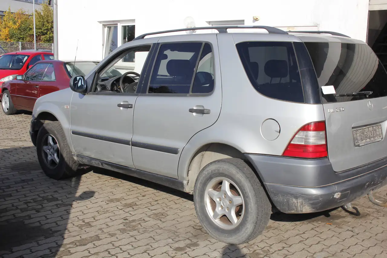 Mercedes-Benz ML 320 Automatik Leder Klima, foto 2