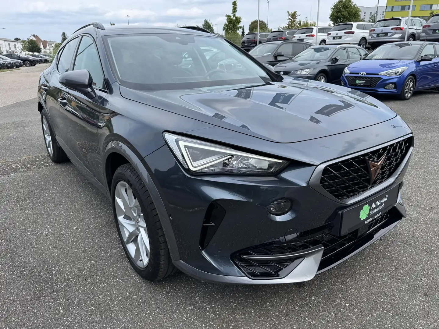 CUPRA Formentor 1.4 ehybrid NAVI AHK LED SHZ APP Grijs - 2