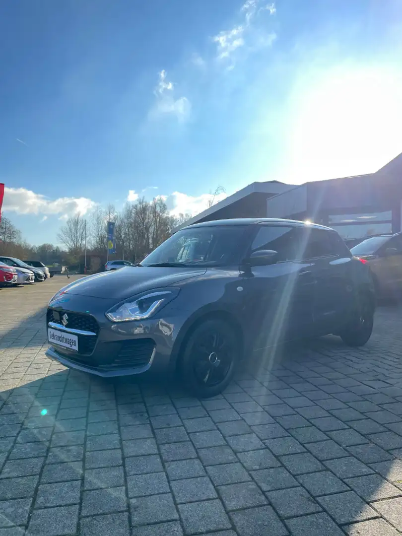 Suzuki Swift Club Gri - 2