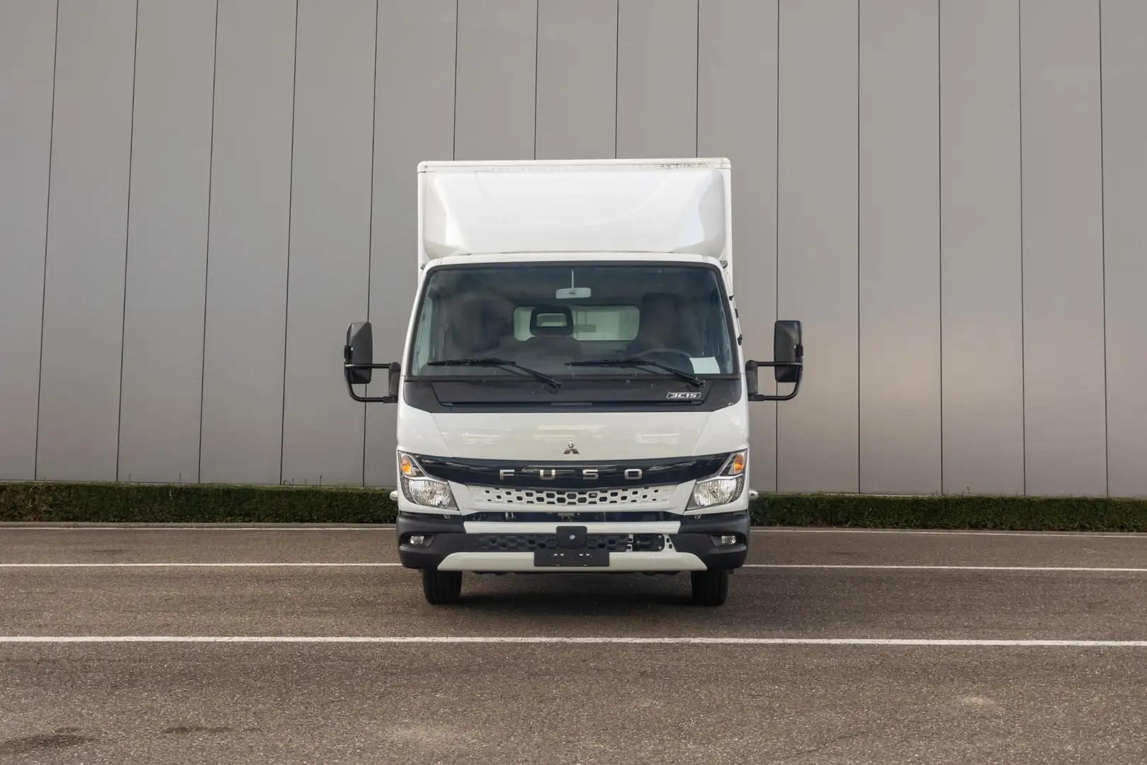 Mitsubishi Canter 3C 15 LWB Blanc - 2