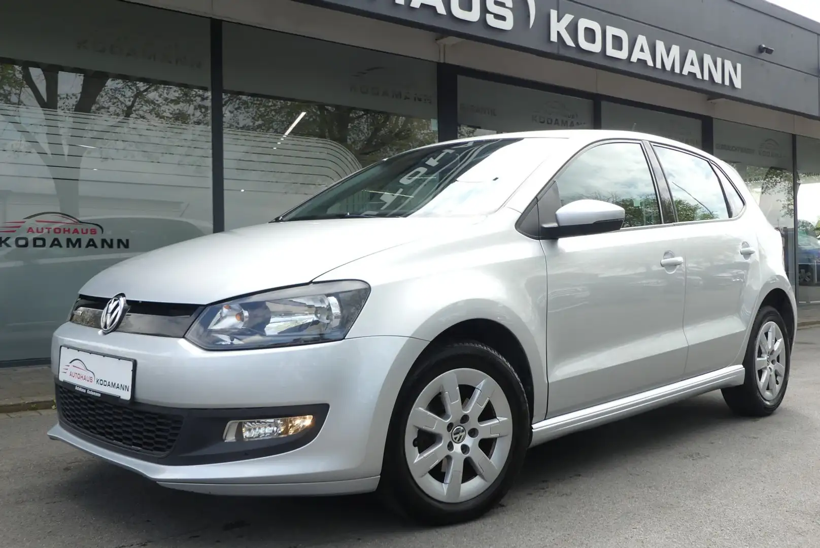 Volkswagen Polo BlueMotion*MP3*TÜV*Klima*Allwetter*Tempomat Zilver - 1