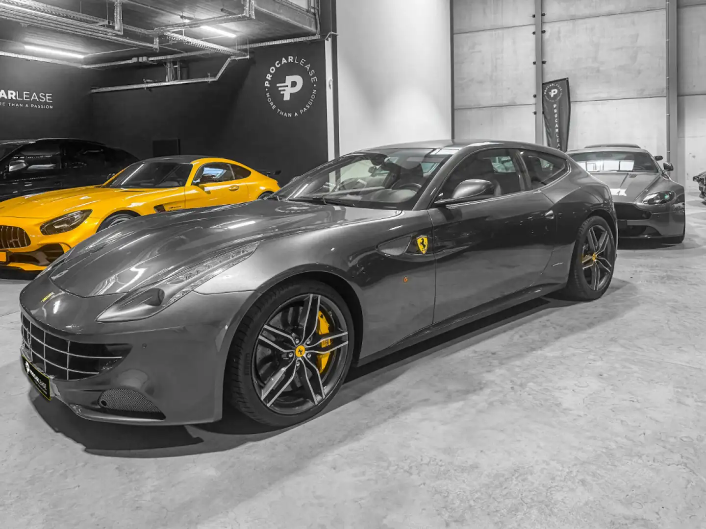 Ferrari FF V12 6.3 4x4 / SERVICE FERRARI / TOP ZUSTAND Gris - 1