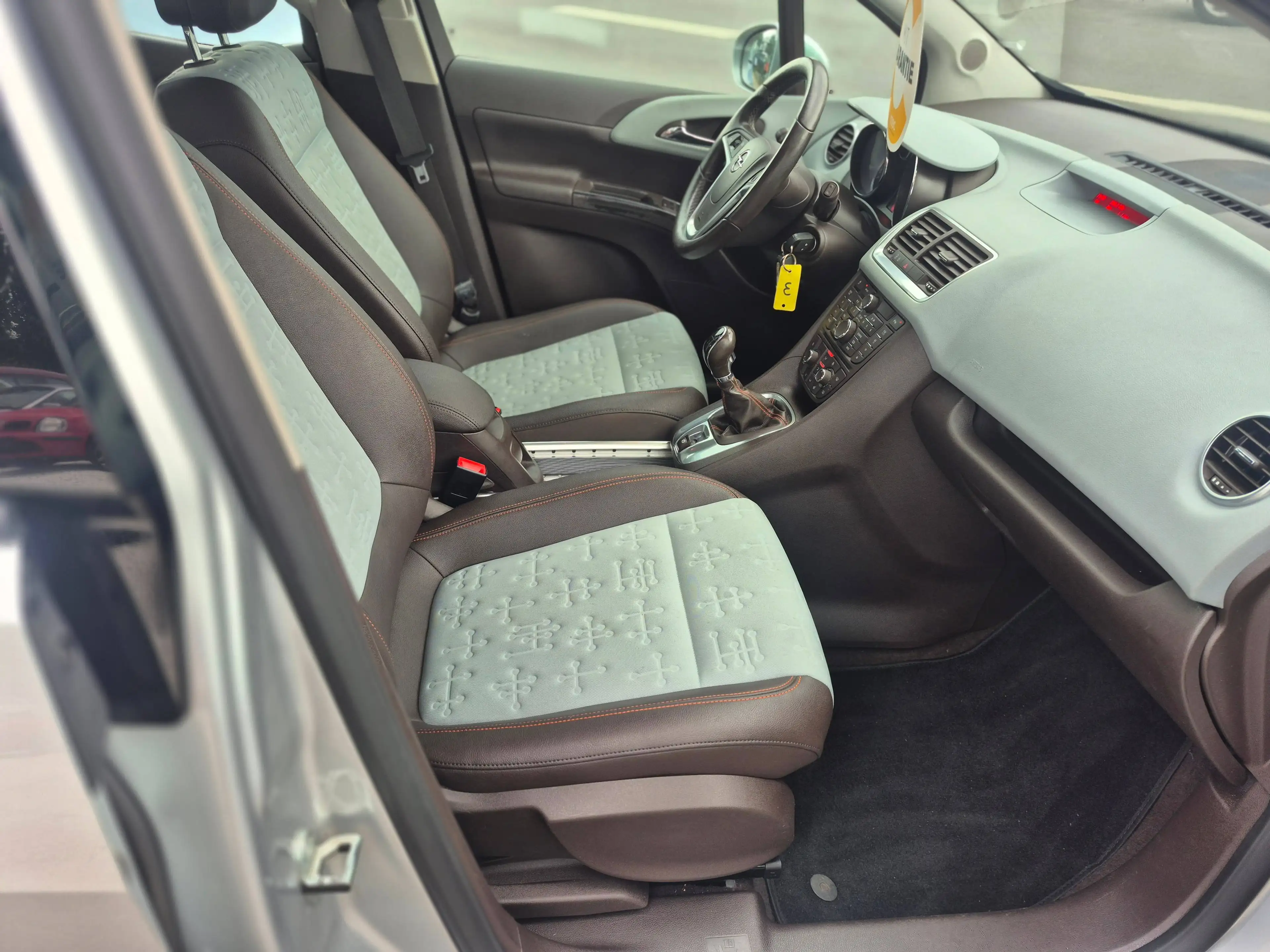 Opel Meriva Innovation 1 Hand Serviceheft 12 M.Garantie Fahrradträger — photo 8