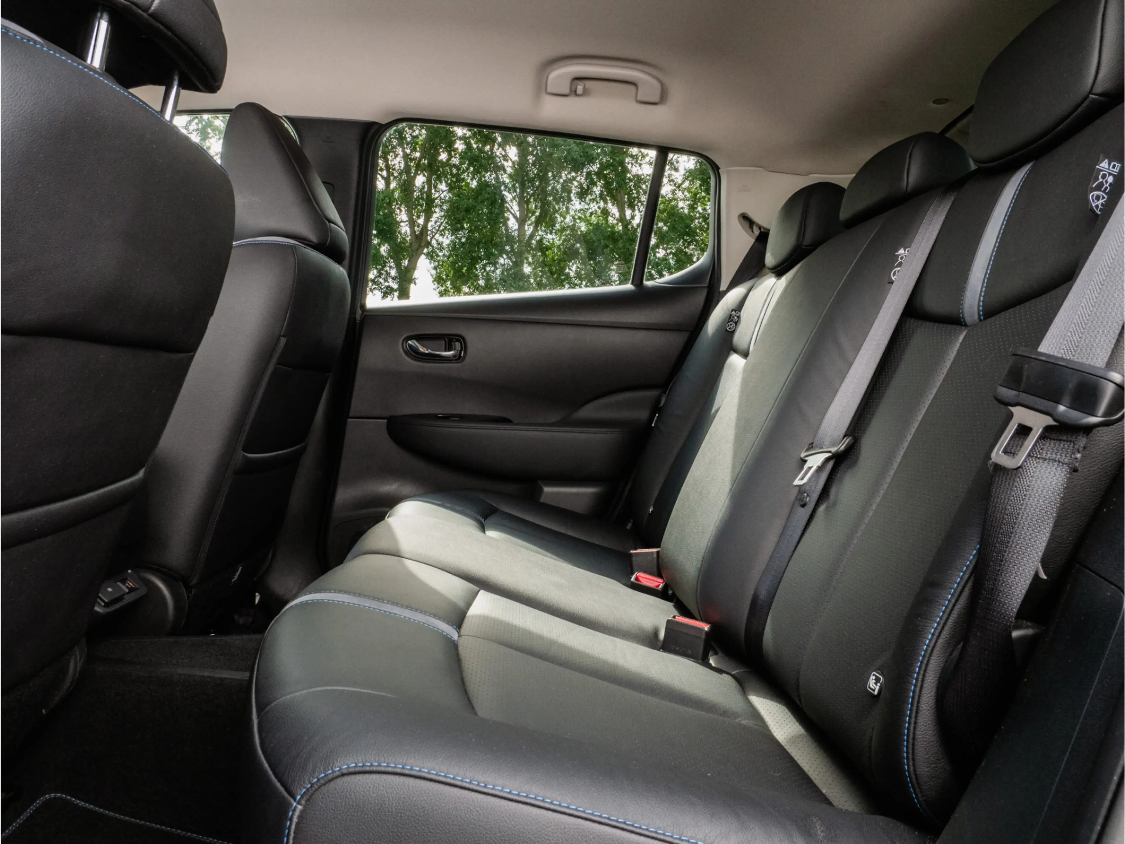 Nissan Leaf 3.Zero Limited Edition 62 kWh SOH 93% Lederen int. — photo 14