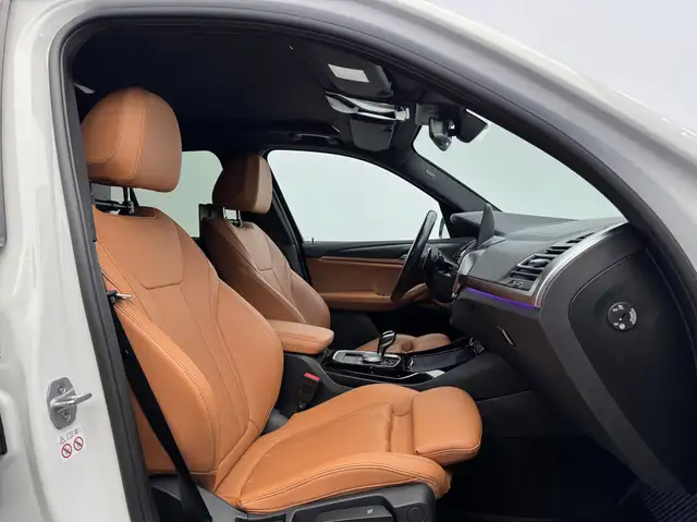 BMW X3 view 20