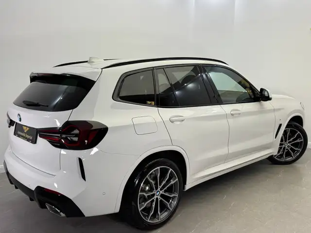 BMW X3 view 4