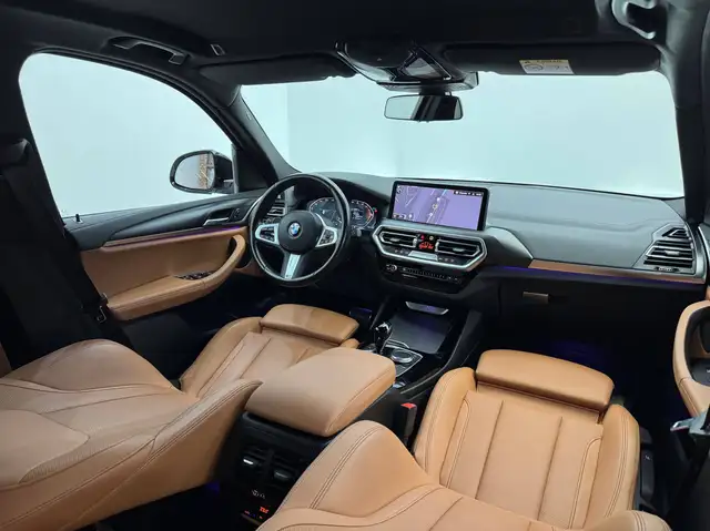 BMW X3 view 9