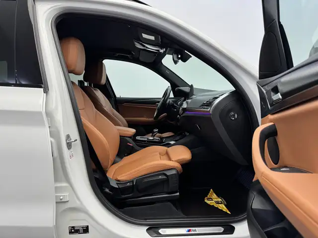 BMW X3 view 16