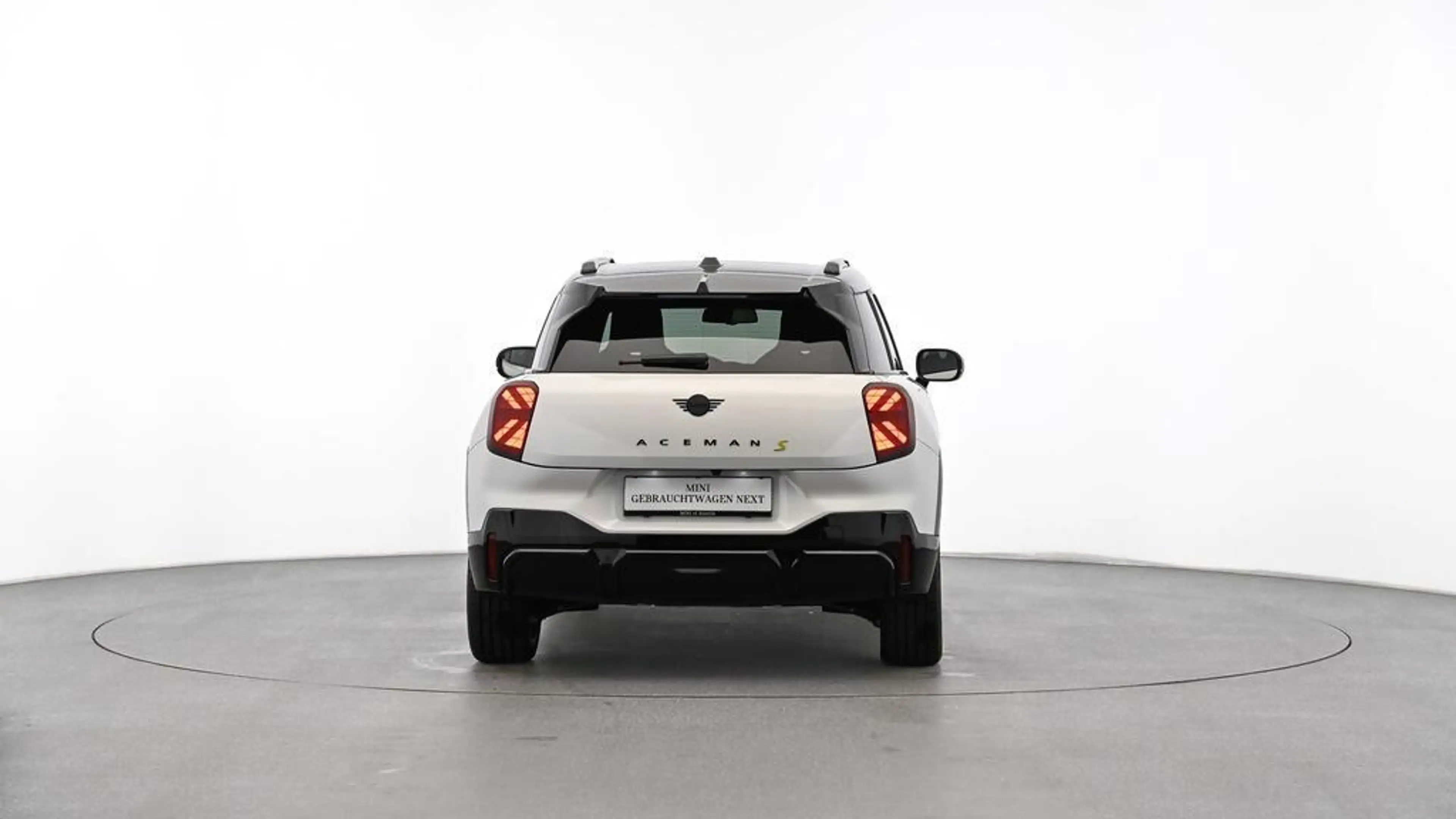 MINI Aceman SE — photo 8