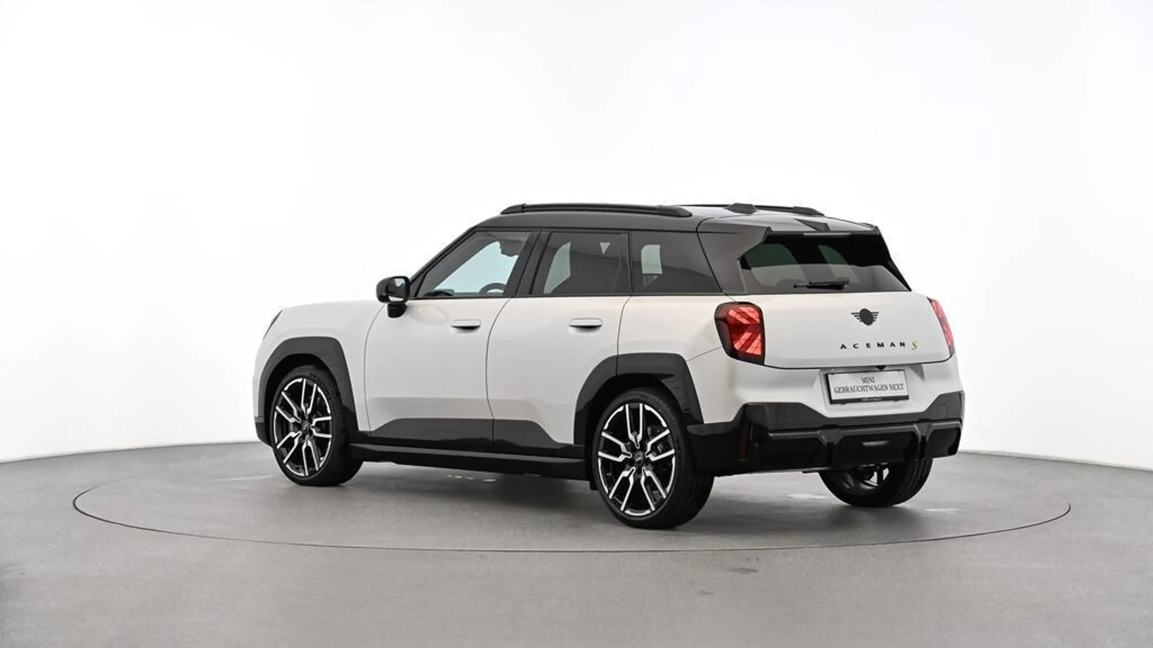 MINI Aceman SE — photo 7