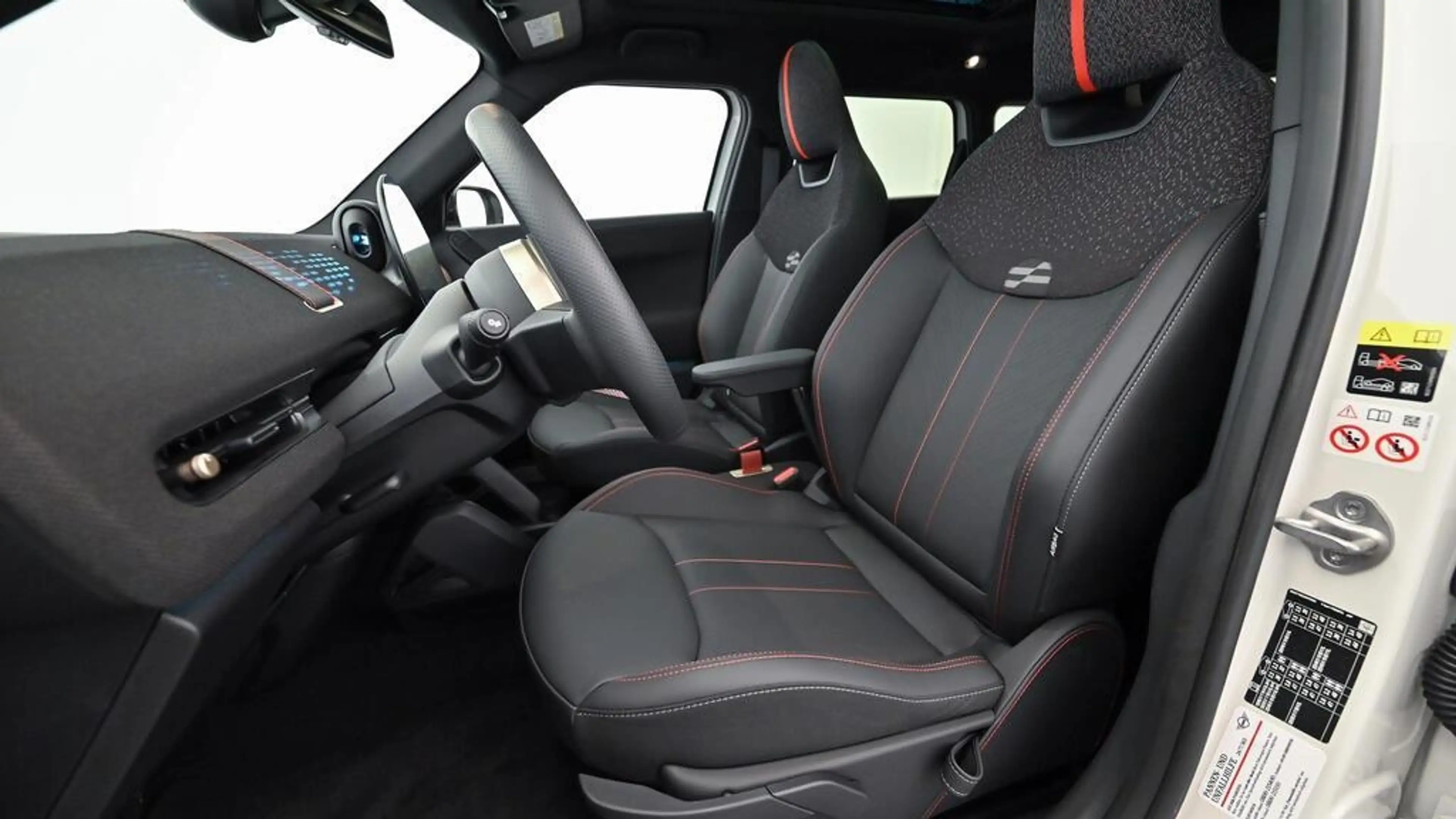 MINI Aceman SE — photo 12