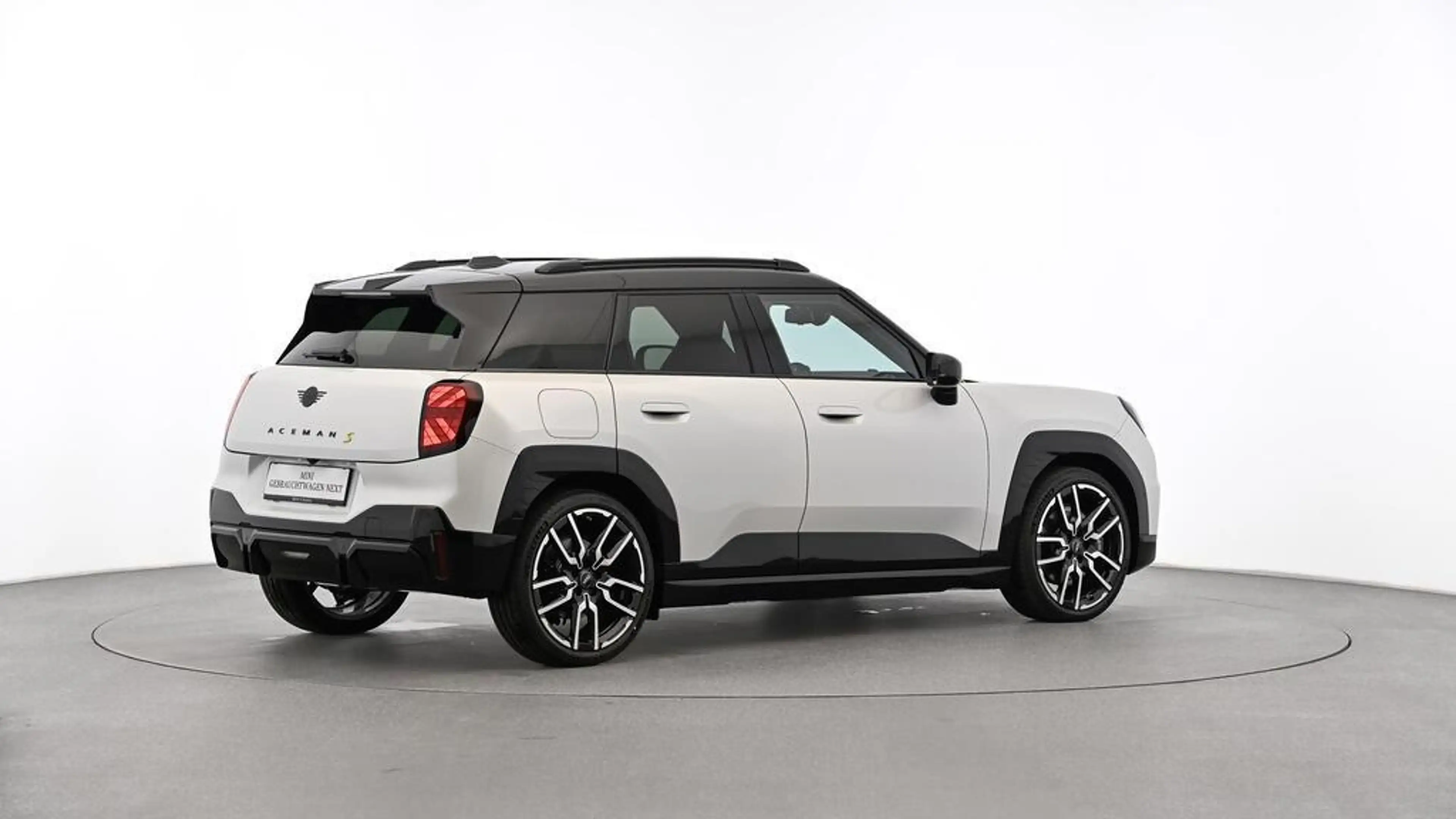 MINI Aceman SE — photo 6