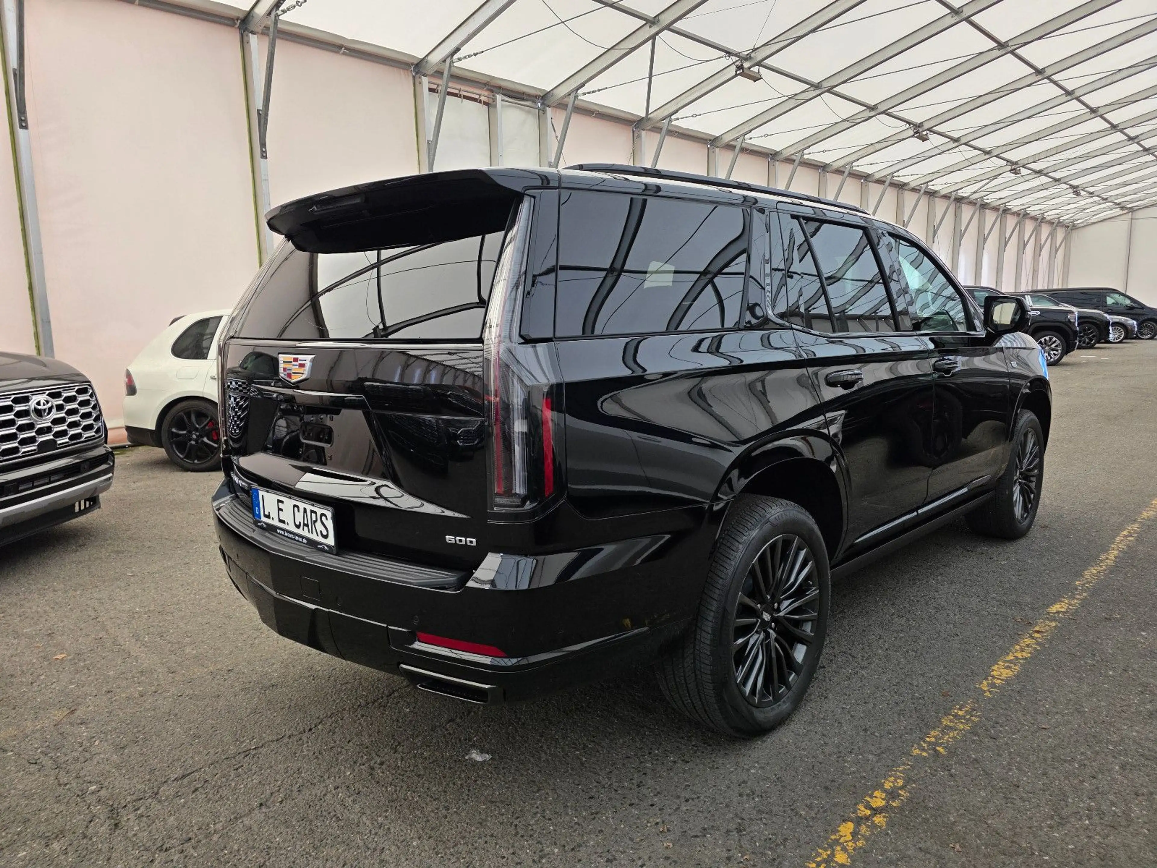 Cadillac Escalade Sport Platinum T1: 129.000 EUR, Stock ! — photo 5