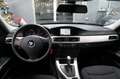 BMW 318 Touring 318i*Facelift*Automatik*NAVI*SHZ*AHK*PDC Noir - thumbnail 17