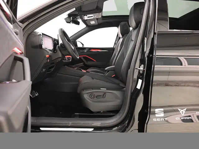 Volkswagen Tiguan view 12