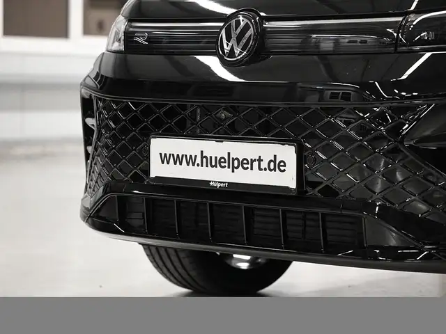 Volkswagen Tiguan view 6