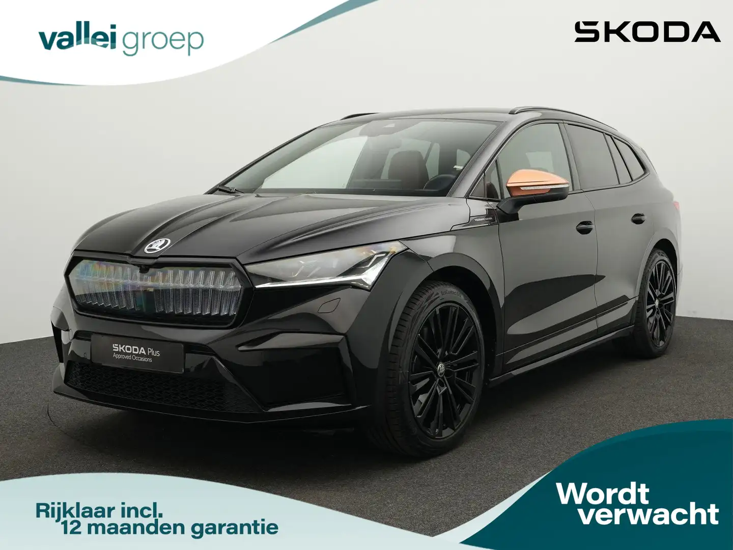 Skoda Enyaq iV 80X 265 pk Founders Edition Black 82 kWh | 4x4 Zwart - 1