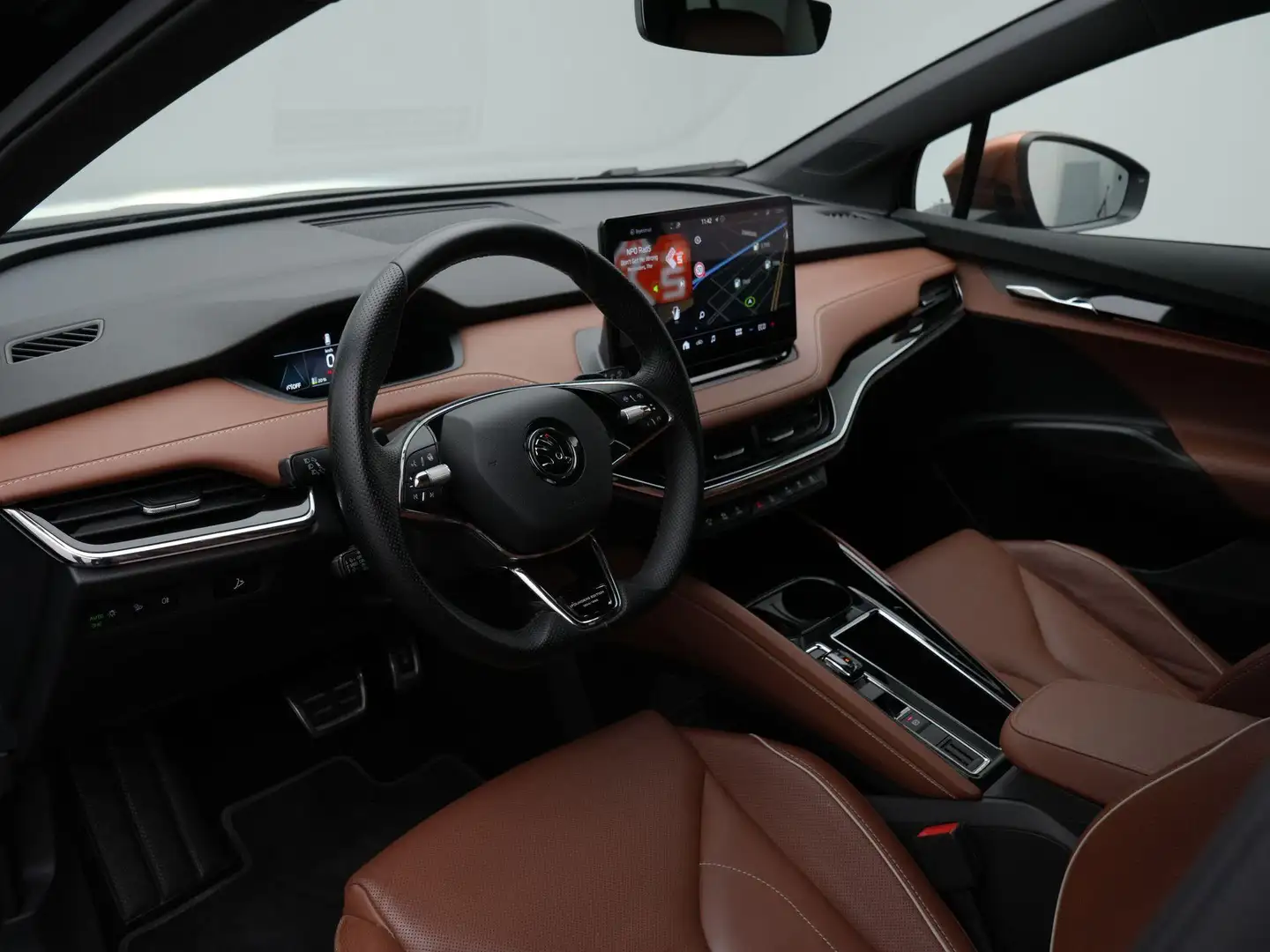Skoda Enyaq iV 80X 265 pk Founders Edition Black 82 kWh | 4x4 Zwart - 2