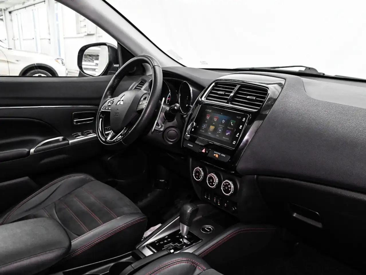 Mitsubishi RVR снимка Mitsubishi RVR