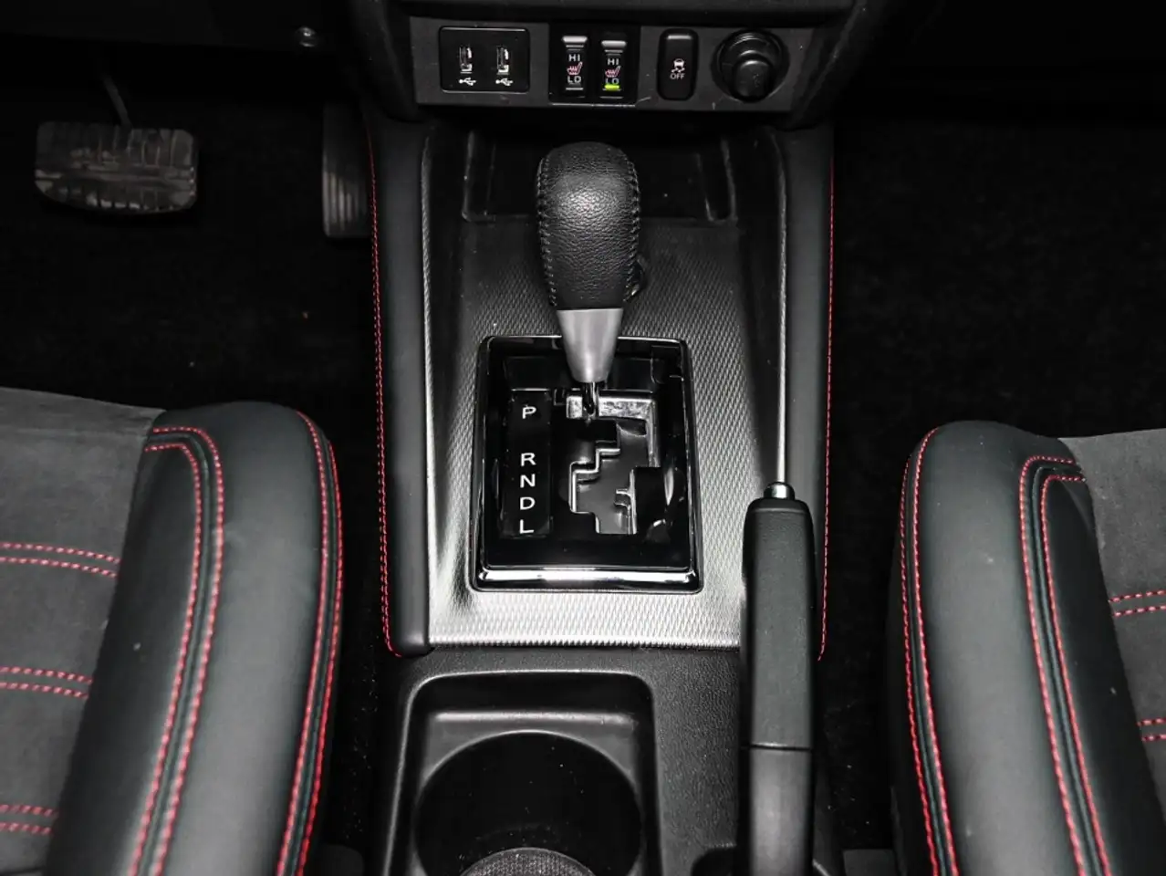 Mitsubishi RVR снимка Mitsubishi RVR