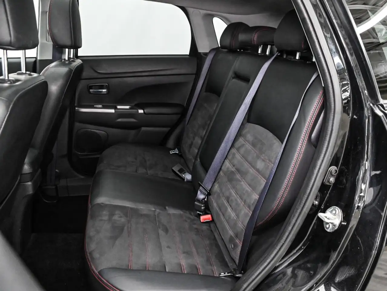 Mitsubishi RVR снимка Mitsubishi RVR