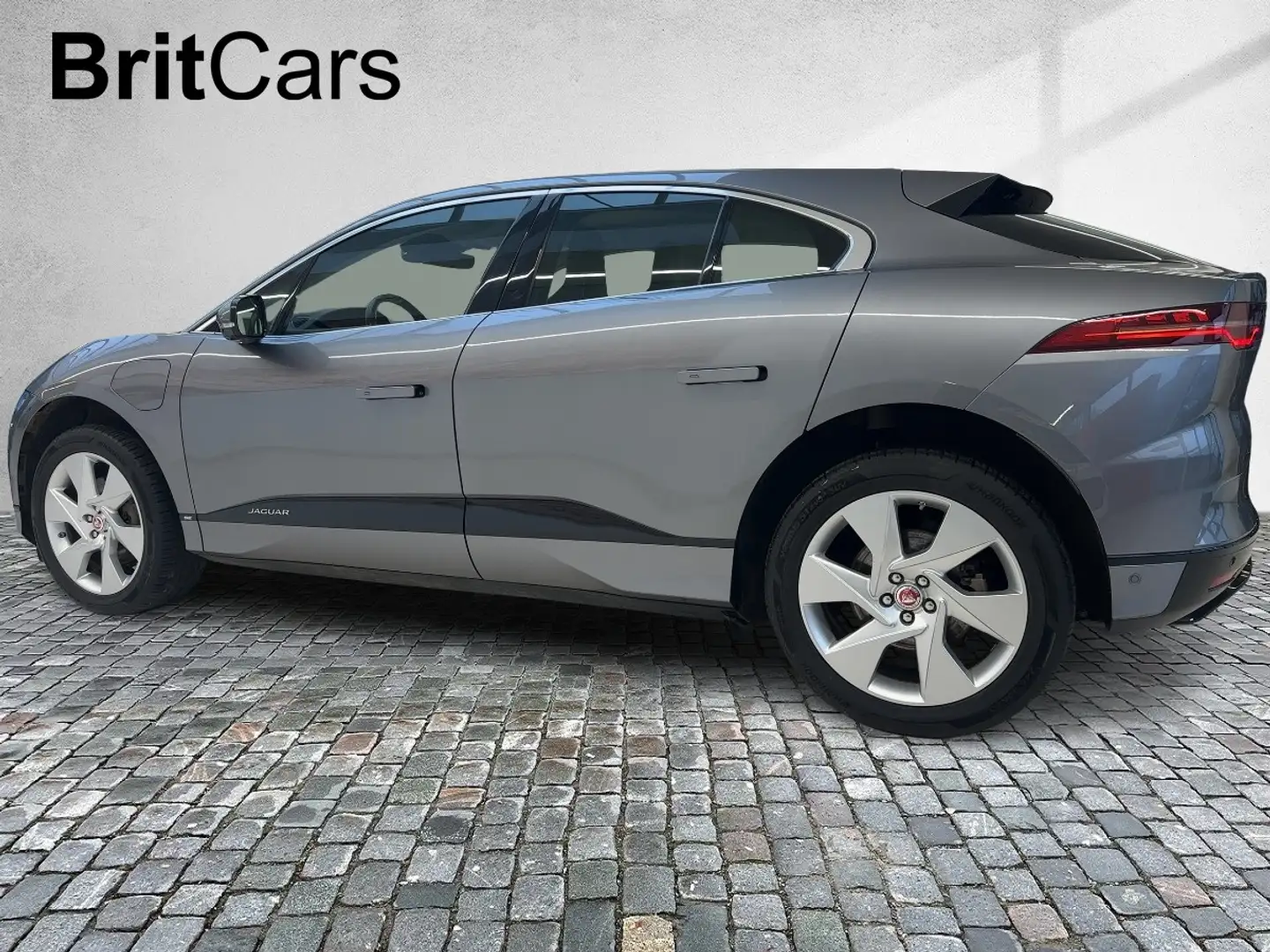 Jaguar I-Pace SE EV320 STH 4xSHZ SpurH el.Heck elSitz Gris - 2